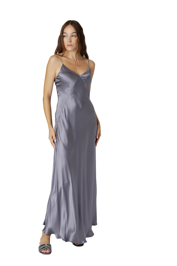 LONG SLEEVELESS DRESS