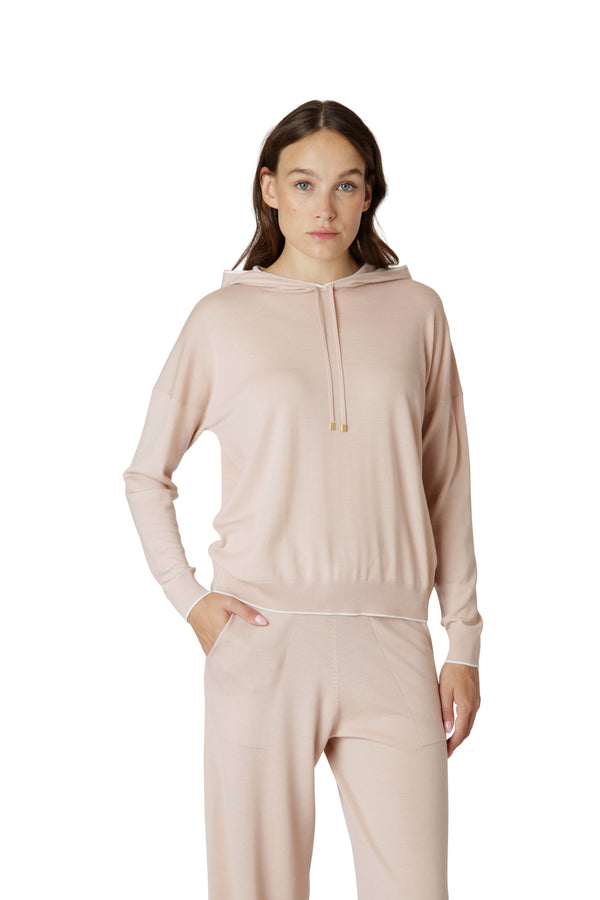HOODED SWEATER