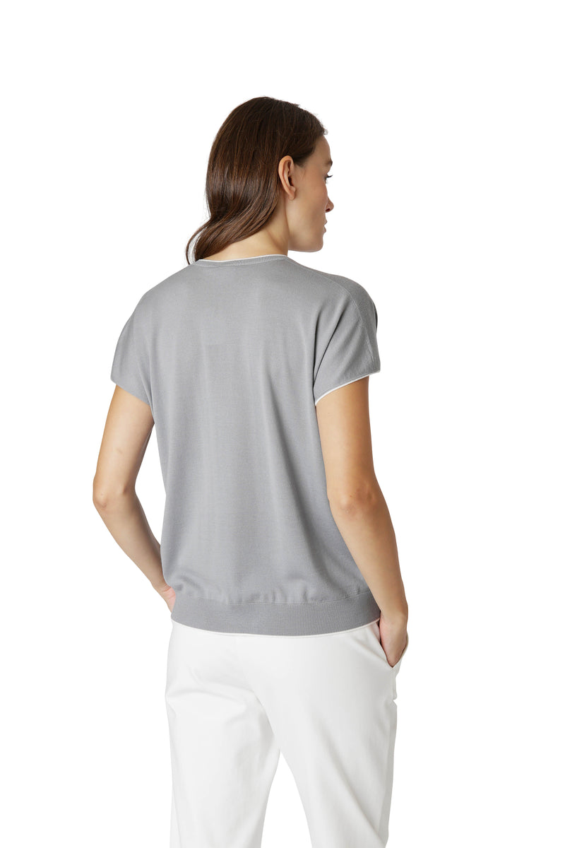 SLEEVELESS V-NECK SWEATER