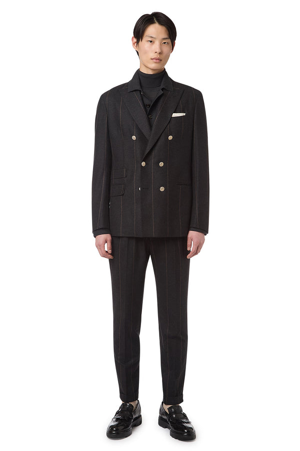 DOUBLE-BREASTED SUIT WITH PANTS