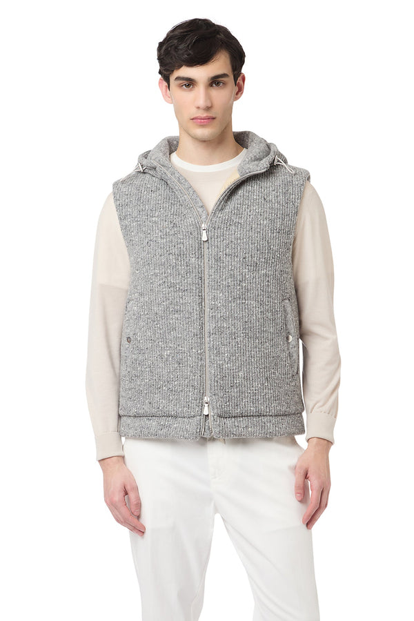 HOODED VEST