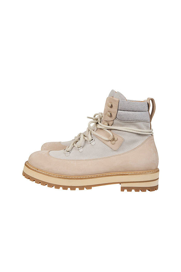 HIGH TREKKING SHOE