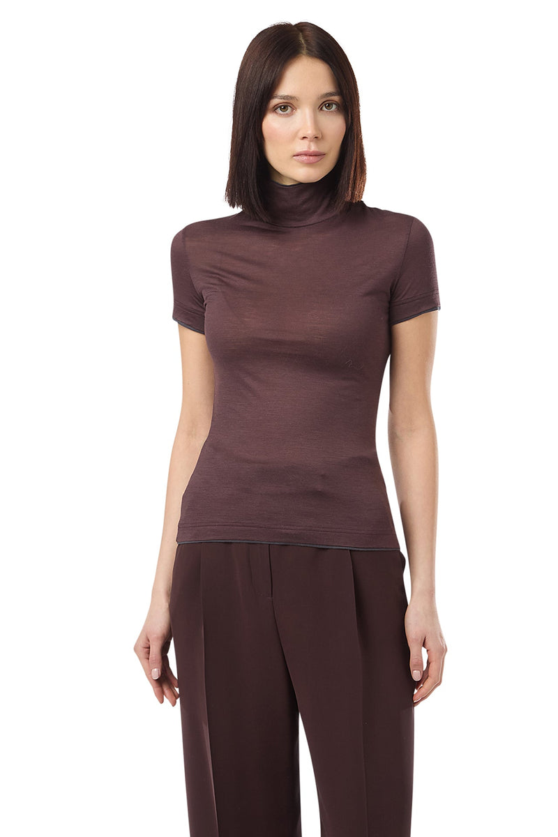 SHORT-SLEEVED TURTLENECK T-SHIRT